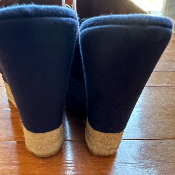 Tory Burch Canvas Wedge Open Toes Size 7 - Picture 2 of 6